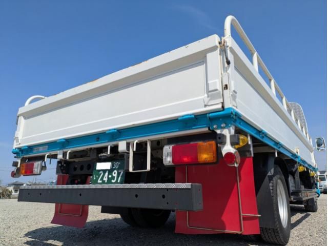 HINO DUTRO 2021 Image 31