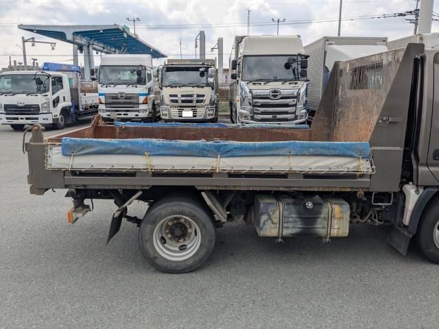 HINO DUTRO 2018 Image 31