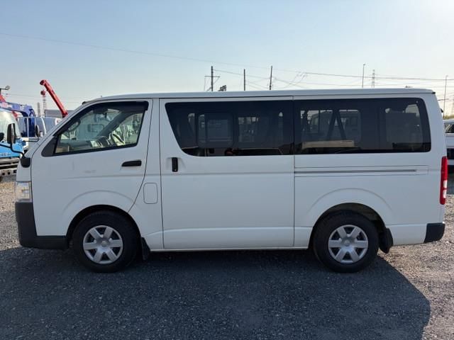 TOYOTA HIACE REGIUS WGN 2019 Image 31