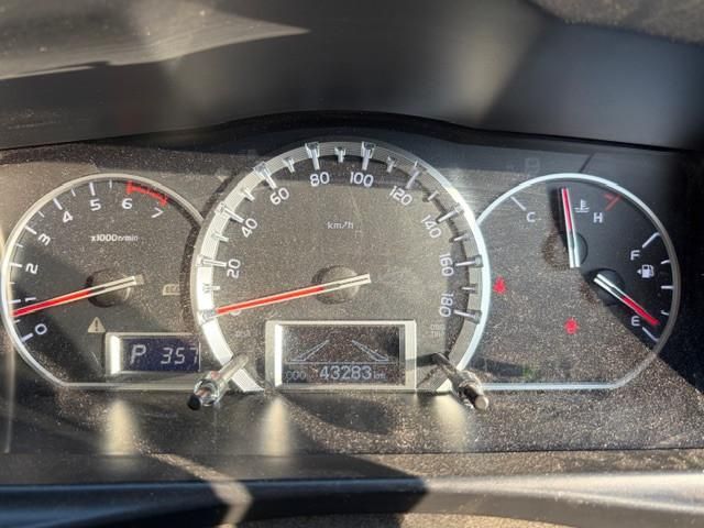 TOYOTA HIACE REGIUS WGN 2019 Image 31