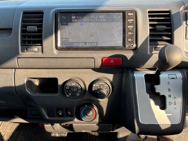 TOYOTA HIACE REGIUS WGN 2019 Image 31