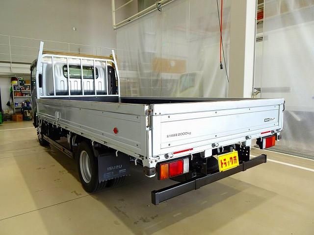 ISUZU ELF 2022 Image 31