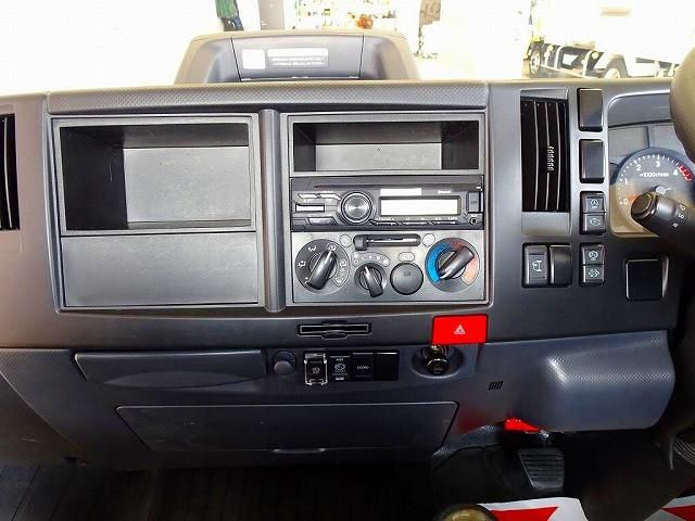 ISUZU ELF 2022 Image 31