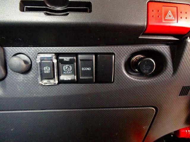 ISUZU ELF 2022 Image 31