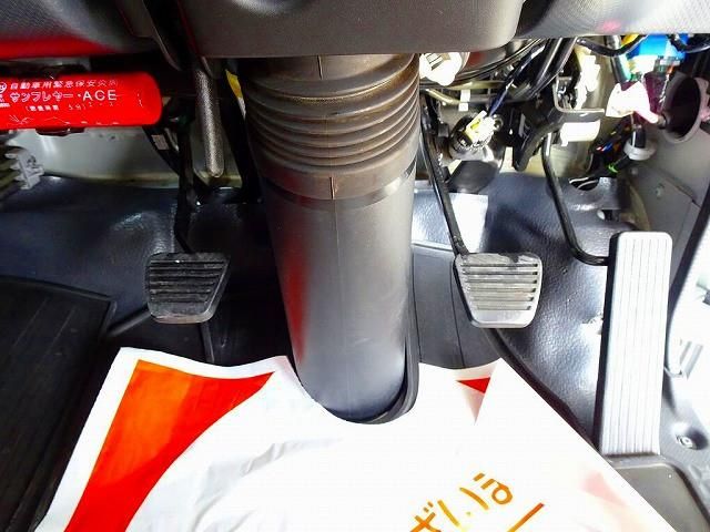 ISUZU ELF 2022 Image 31