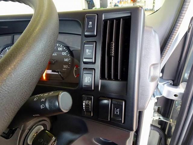 ISUZU ELF 2022 Image 31