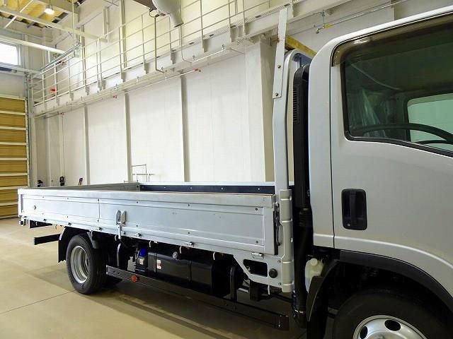 ISUZU ELF 2022 Image 31