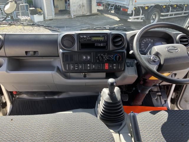 HINO DUTRO 2022 Image 31