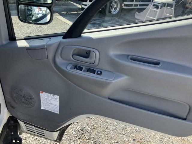 HINO DUTRO 2022 Image 31