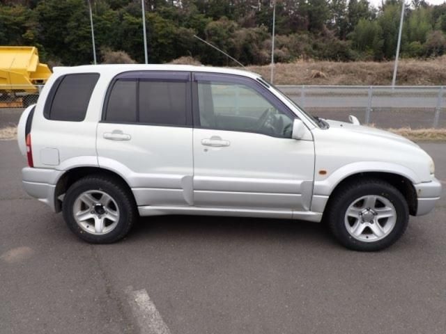 SUZUKI ESCUDO  WG 4WD 2003 Image 31