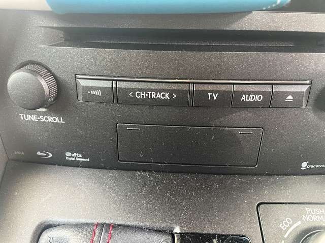 TOYOTA LEXUS NX300H 2015 Image 31