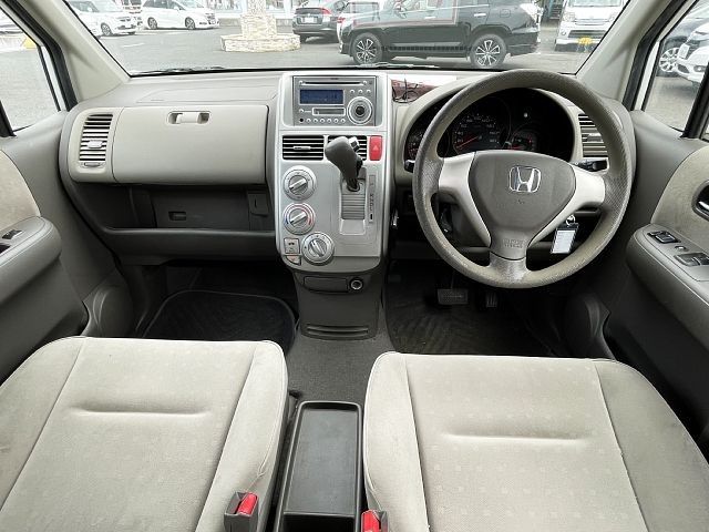 HONDA MOBILIO 2008 Image 31