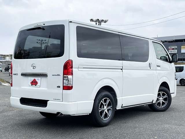 TOYOTA HIACE VAN 4WD 2025 Image 31