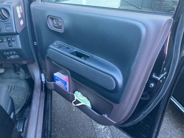 TOYOTA SPADE 2018 Image 31