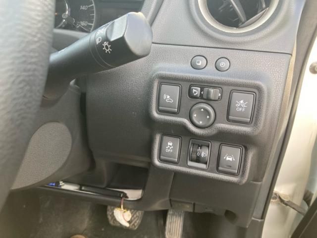 NISSAN NOTE 2017 Image 31