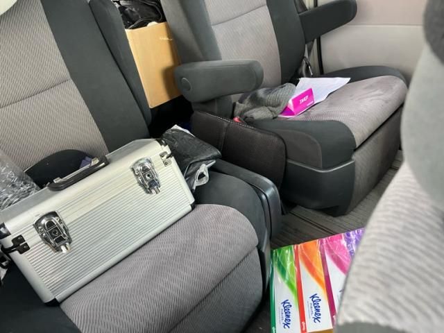 TOYOTA ESTIMA  4WD 2007 Image 31