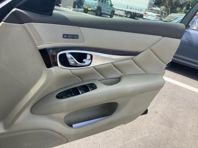 NISSAN FUGA 2009 Image 31