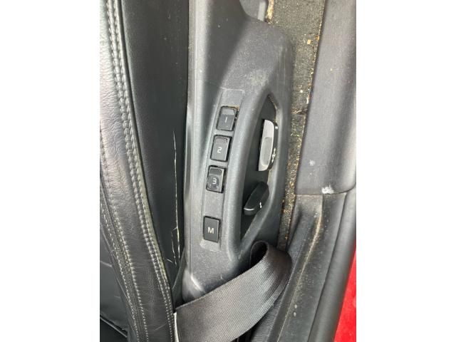 VOLVO V60 2012 Image 31