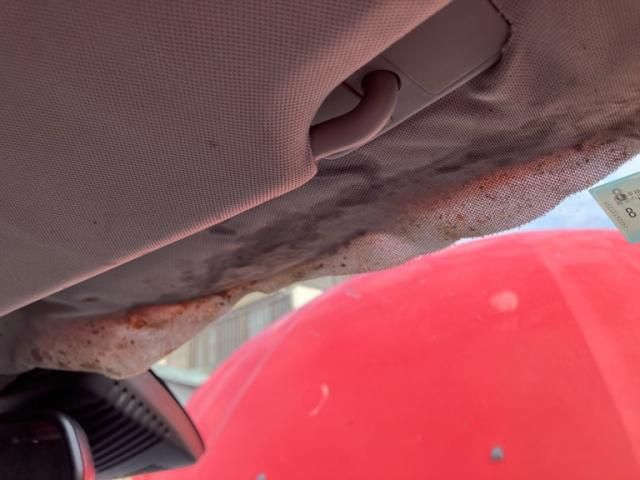 VOLVO V60 2012 Image 31