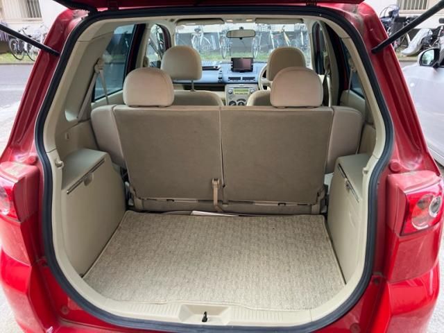 MAZDA DEMIO 2004 Image 31