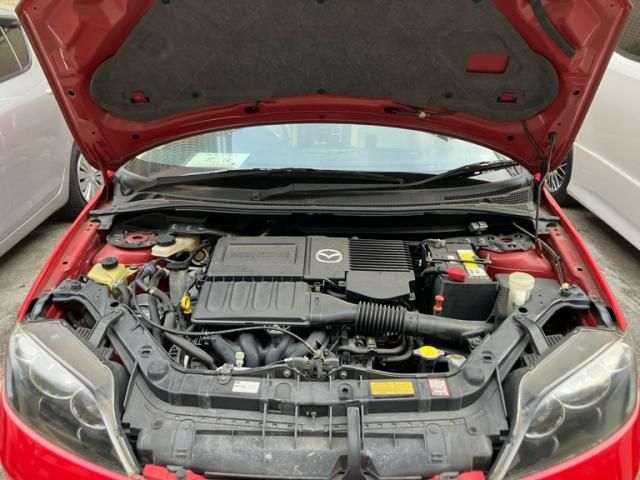 MAZDA DEMIO 2004 Image 31