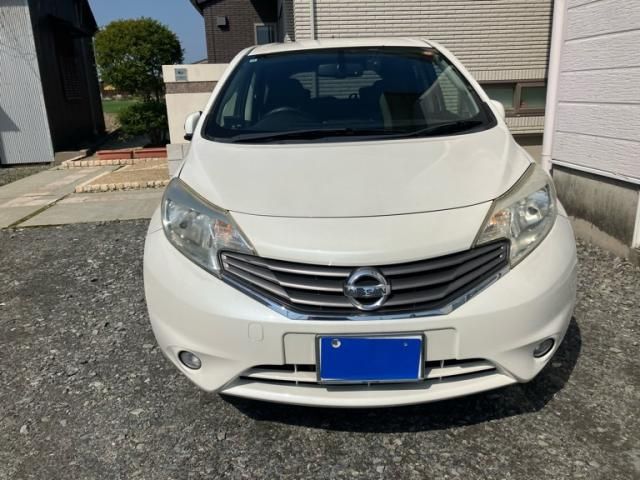 NISSAN NOTE 2012 Image 31