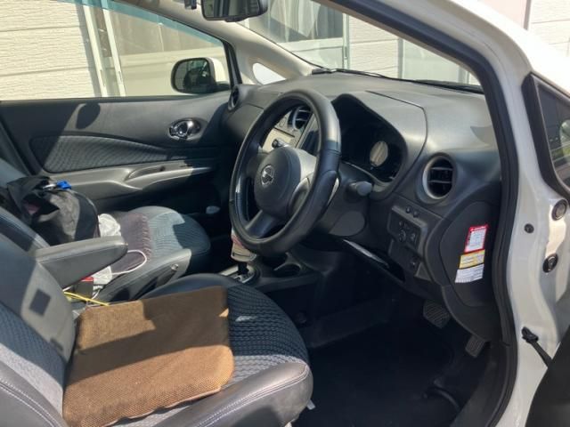 NISSAN NOTE 2012 Image 31