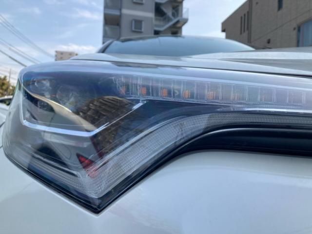 TOYOTA C-HR 2017 Image 31