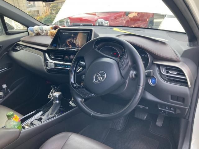 TOYOTA C-HR 2017 Image 31