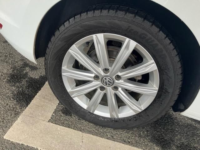 VOLKSWAGEN GOLF TOUR 2017 Image 31