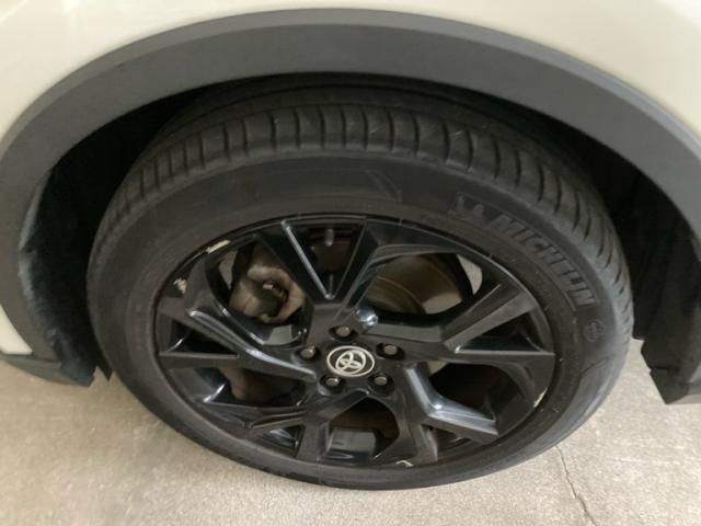 TOYOTA C-HR 4WD 2021 Image 31