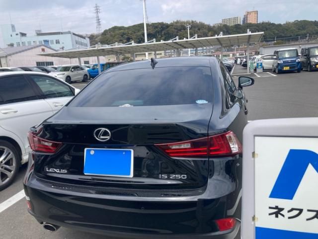 TOYOTA LEXUS IS250 2013 Image 31