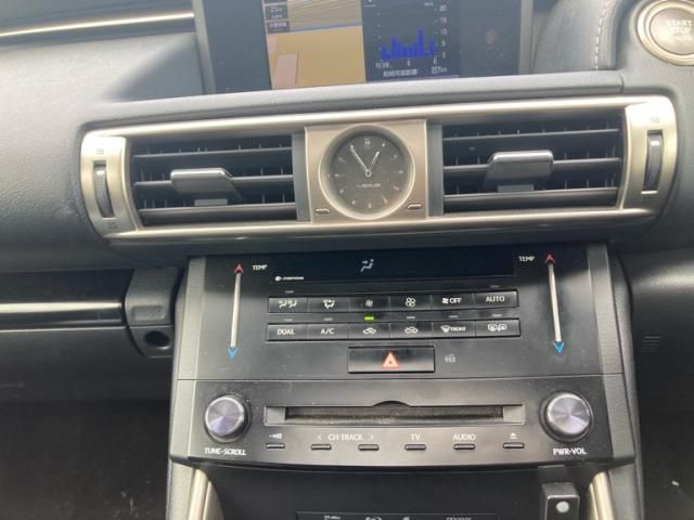 TOYOTA LEXUS IS250 2013 Image 31