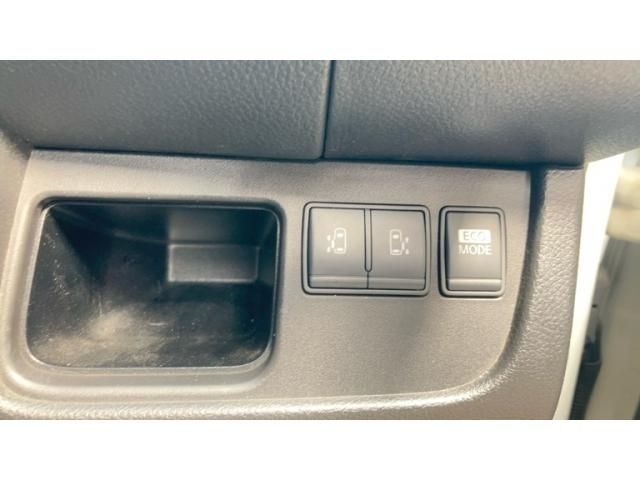 NISSAN SERENA  S-HYBRID 2013 Image 31