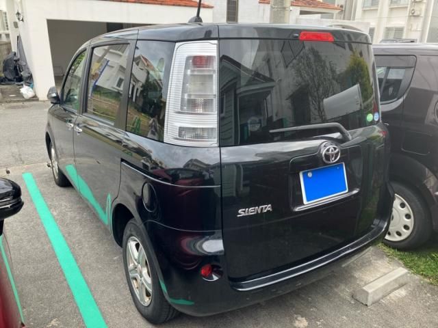 TOYOTA SIENTA 2012 Image 31