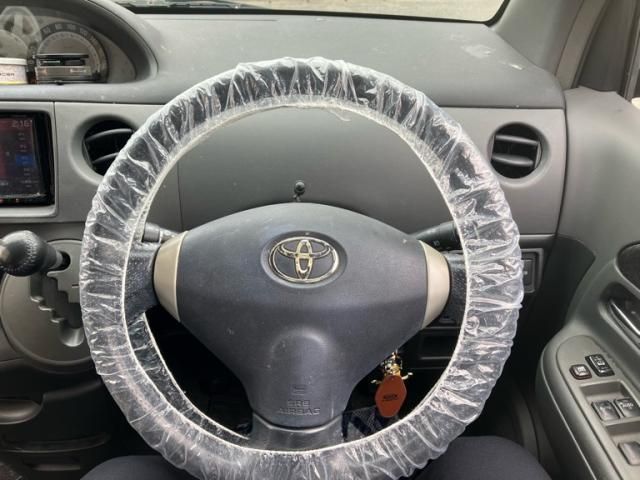 TOYOTA SIENTA 2012 Image 31