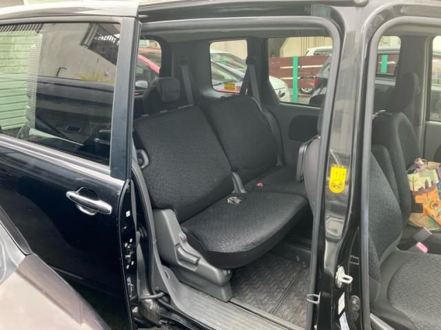 TOYOTA SIENTA 2012 Image 31