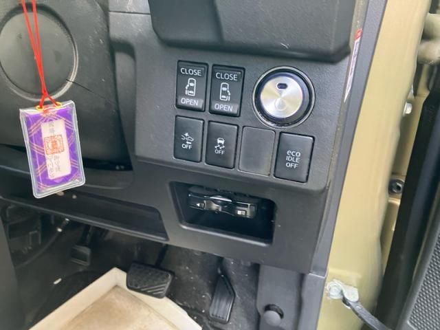 DAIHATSU WAKE 2015 Image 31