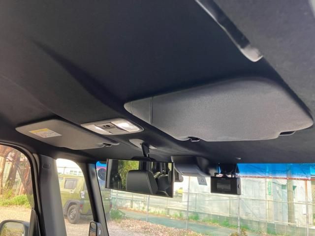 HONDA N BOX CUSTOM 2018 Image 31