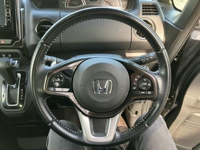 HONDA N BOX CUSTOM 2018 Image 31