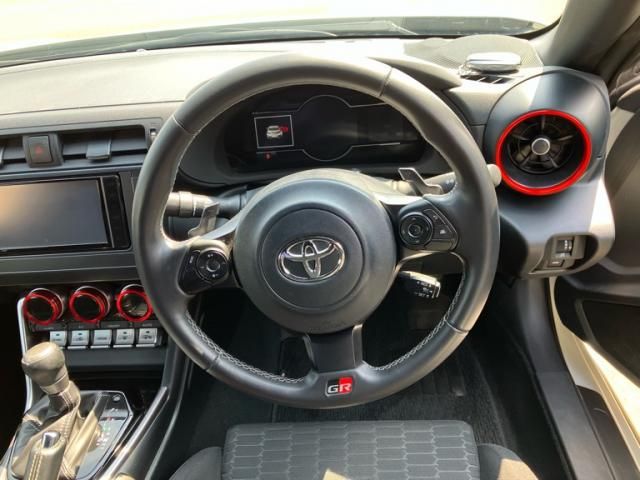 TOYOTA GR86 2022 Image 31