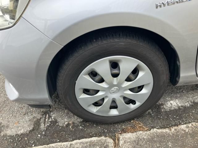 TOYOTA AQUA 2013 Image 31