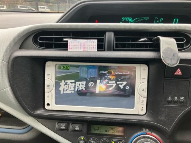 TOYOTA AQUA 2013 Image 31