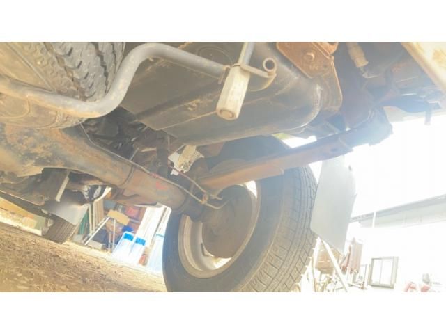 DAIHATSU HIJET TRUCK 4WD 2006 Image 31