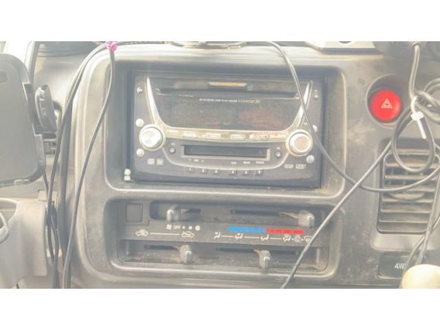 DAIHATSU HIJET TRUCK 4WD 2006 Image 31