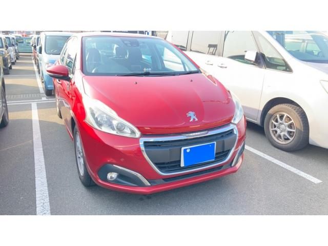PEUGEOT 208 2015 Image 31