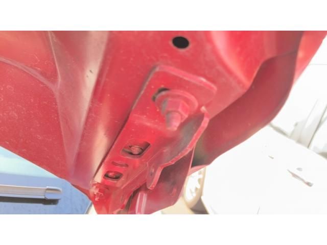 PEUGEOT 208 2015 Image 31