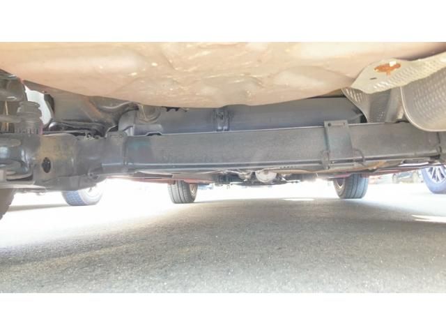 PEUGEOT 208 2015 Image 31