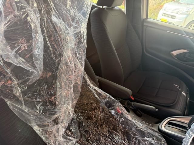 TOYOTA YARIS HYBRID 2021 Image 31