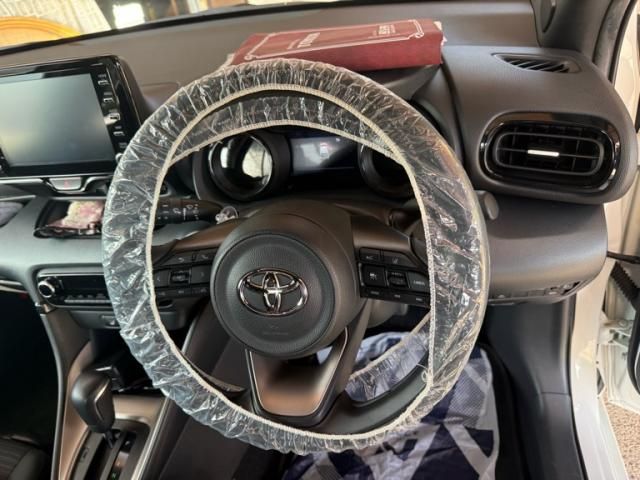 TOYOTA YARIS HYBRID 2021 Image 31